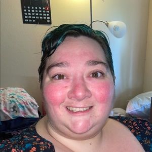 Meet your Posher, Candice